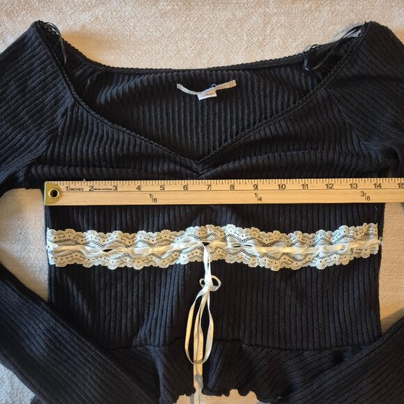 Urban Outfitters Kimchi Blue Womens L Top Crop Whimsigoth Flirty Dark Coquette - Picture 5 of 8